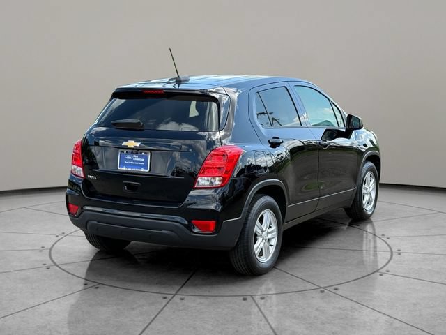 Used 2019 Chevrolet Trax LS w/ Tint and Cruise Package FWD image 10
