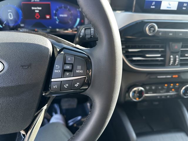 Certified 2022 Ford Escape SEL w/ Technology Package image 30