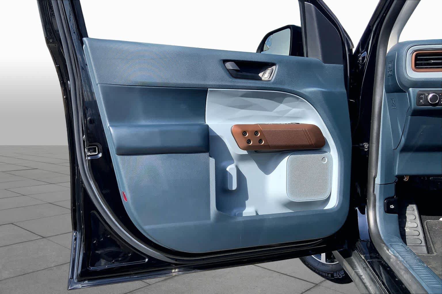 Certified 2022 Ford Maverick Lariat FWD image 20