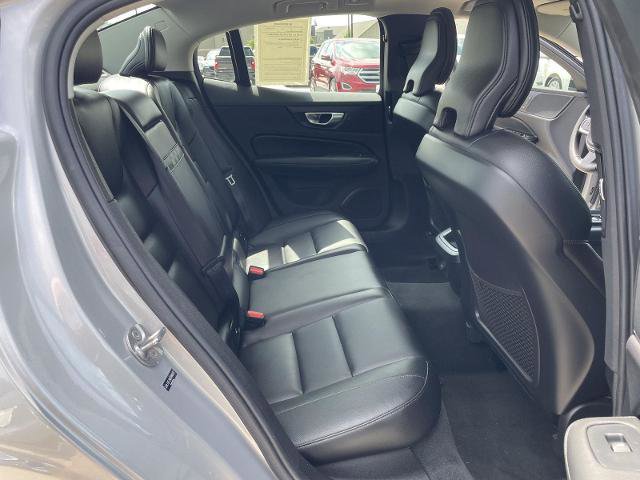 Used 2025 Volvo S60 B5 Core image 20