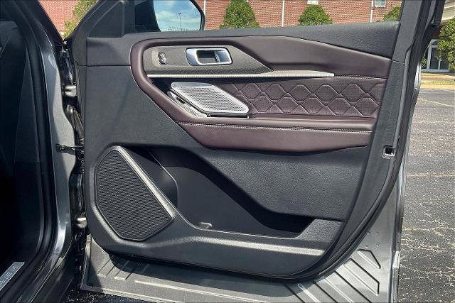 Certified 2025 Ford Explorer Platinum w/ Ultimate Package RWD image 20