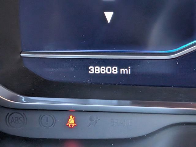 Used 2023 Chevrolet Tahoe Z71 w/ Luxury Package image 28