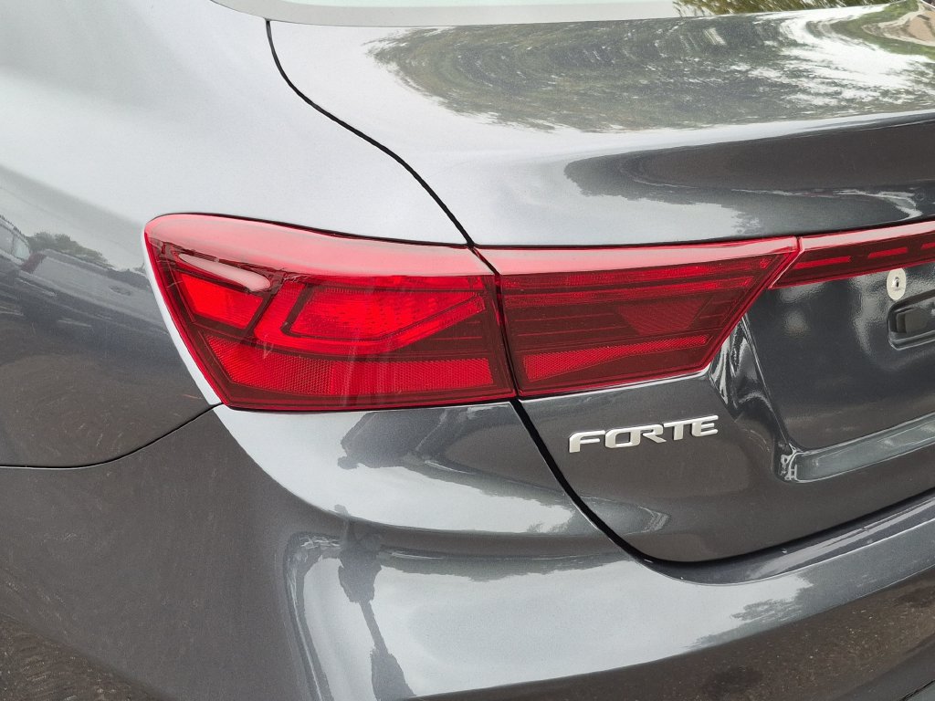 Used 2024 Kia Forte LXS FWD image 8