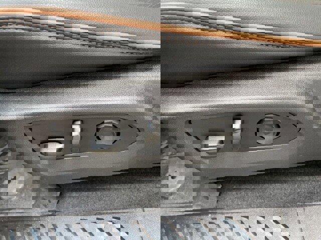 Used 2025 GMC Canyon AT4 w/ AT4 Premium Package image 16