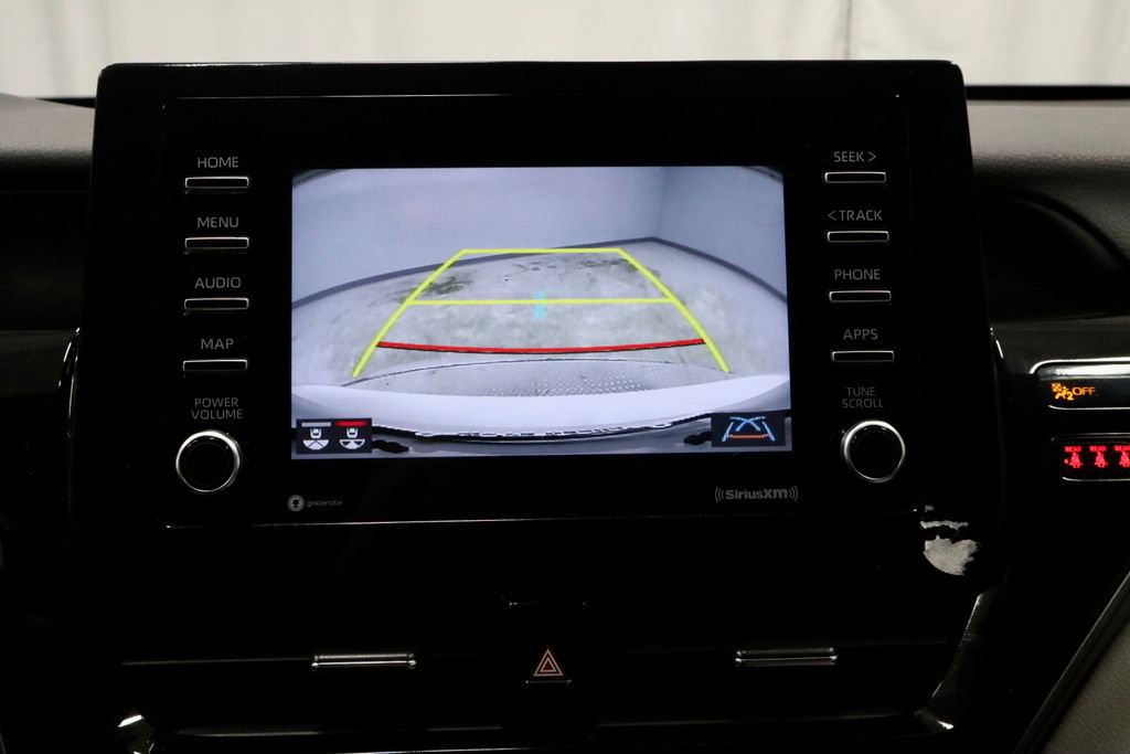 Used 2024 Toyota Camry SE FWD image 9