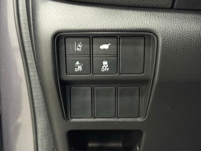 Used 2018 Honda CR-V Touring image 15