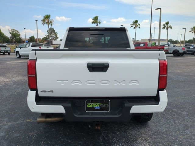 Used 2024 Toyota Tacoma SR5 w/ SR5 Upgrade Package AWD/4WD image 6