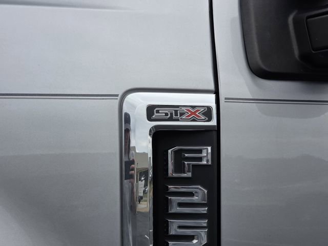 Certified 2021 Ford F250 XL w/ STX Appearance Package AWD/4WD image 12