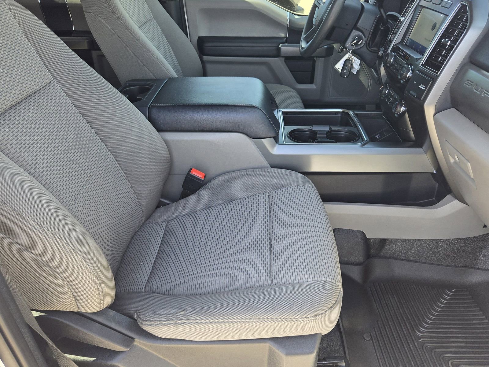 Certified 2022 Ford F250 XLT w/ XLT Value Package image 15