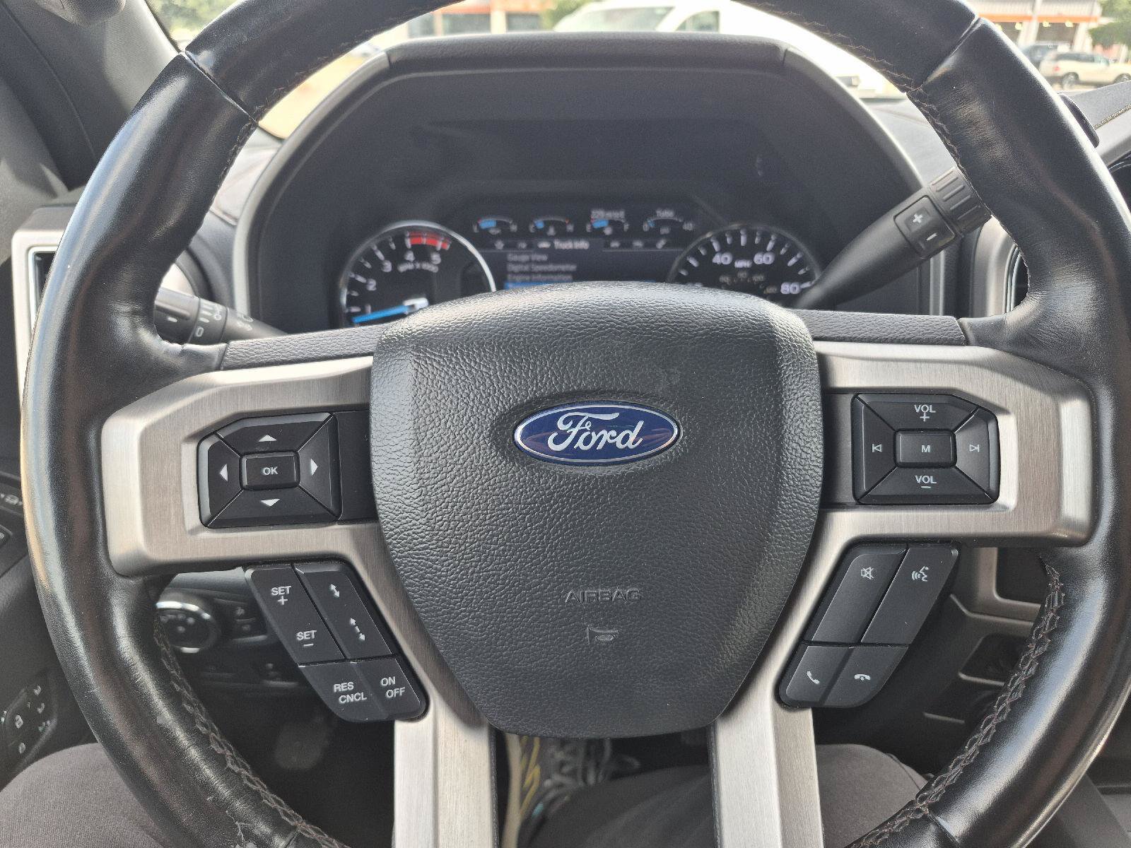 Certified 2022 Ford F450 Platinum w/ FX4 Off-Road Package AWD/4WD image 11