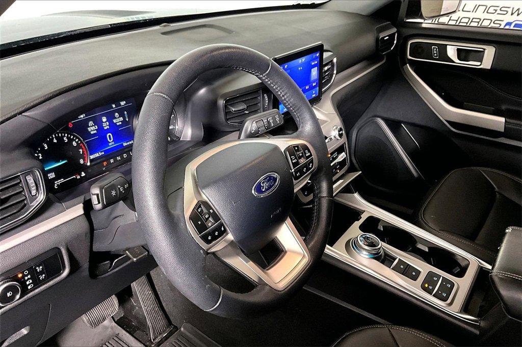 Certified 2024 Ford Explorer XLT w/ Equipment Group 202A image 10