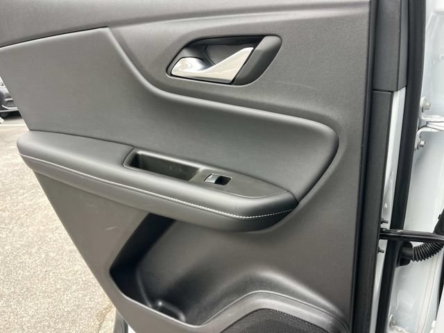 Used 2024 Chevrolet Blazer LT FWD image 19