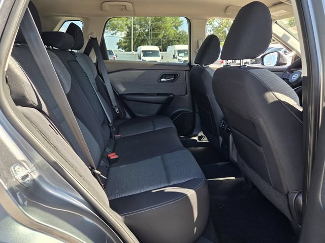 Used 2021 Nissan Rogue SV FWD image 18