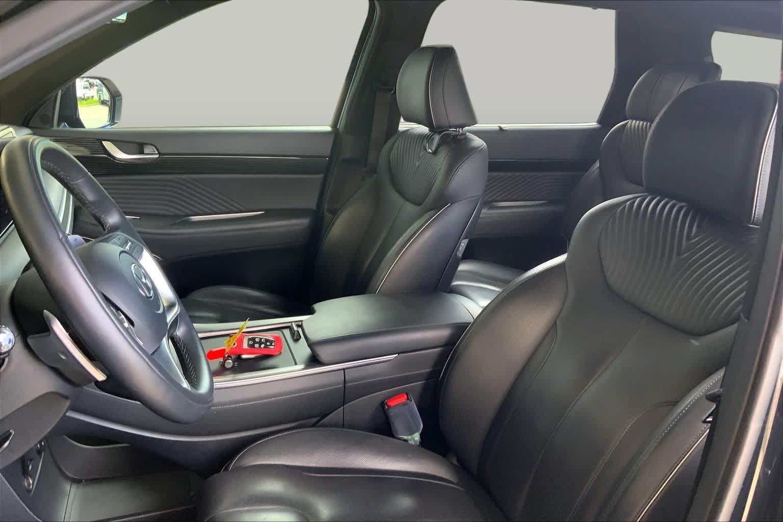Used 2023 Hyundai Palisade Calligraphy FWD image 8