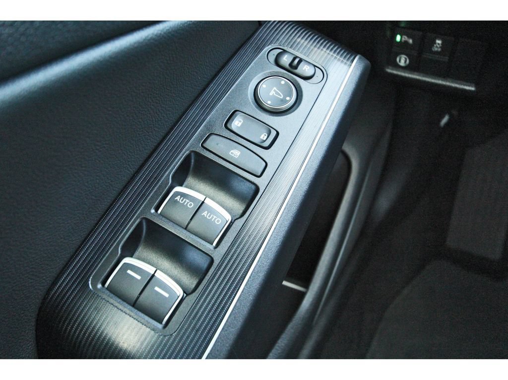 Used 2022 Honda Civic Touring image 20