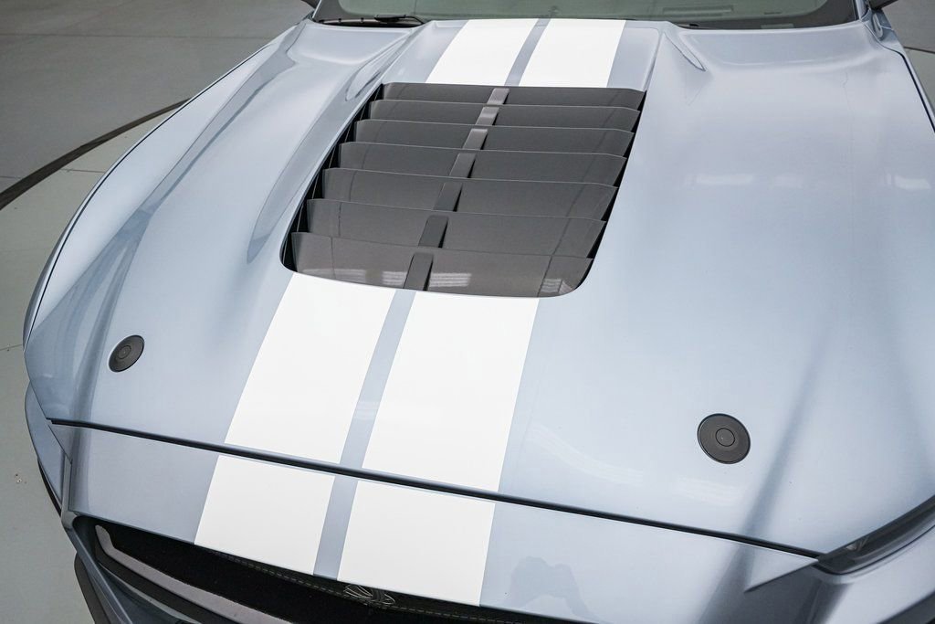 Certified 2022 Ford Mustang Shelby GT500 w/ Technology Package image 15
