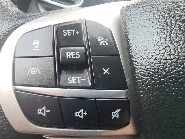 Certified 2023 Ford Explorer XLT w/ Equipment Group 202A AWD/4WD image 29