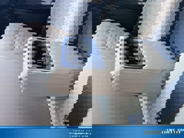 Certified 2024 Ford Edge SE image 14