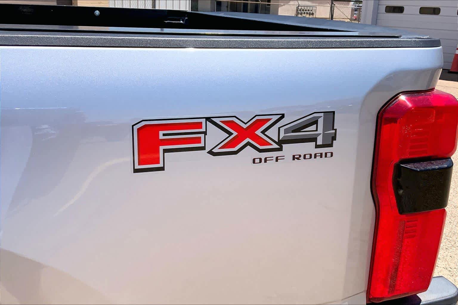 Certified 2023 Ford F250 XLT w/ XLT Premium Package AWD/4WD image 10