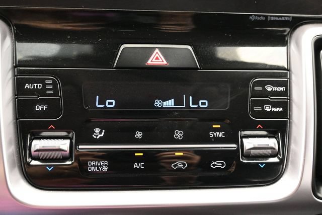 Used 2023 Kia Sorento EX AWD/4WD image 12
