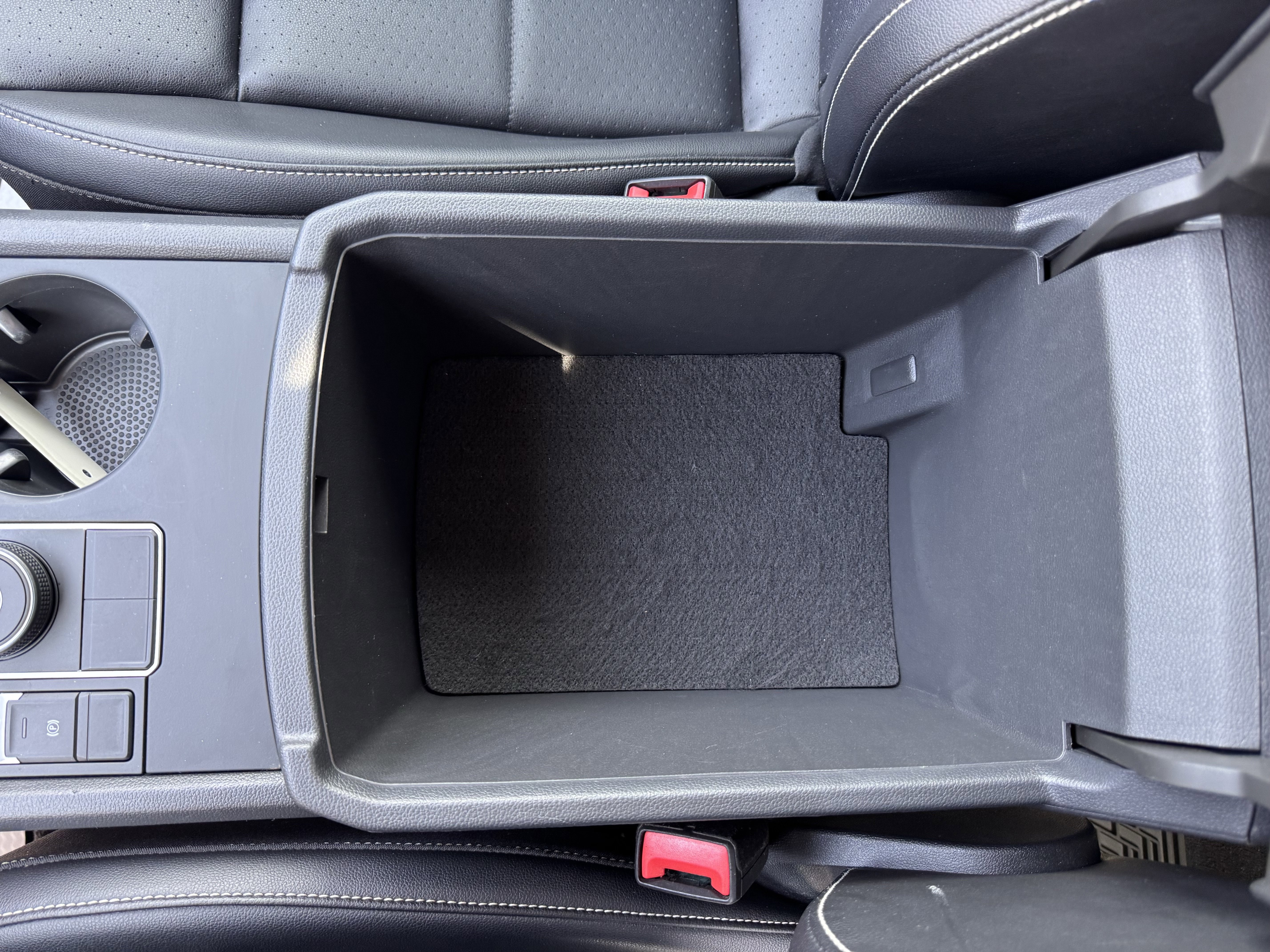 Used 2022 Volkswagen Atlas SE image 23