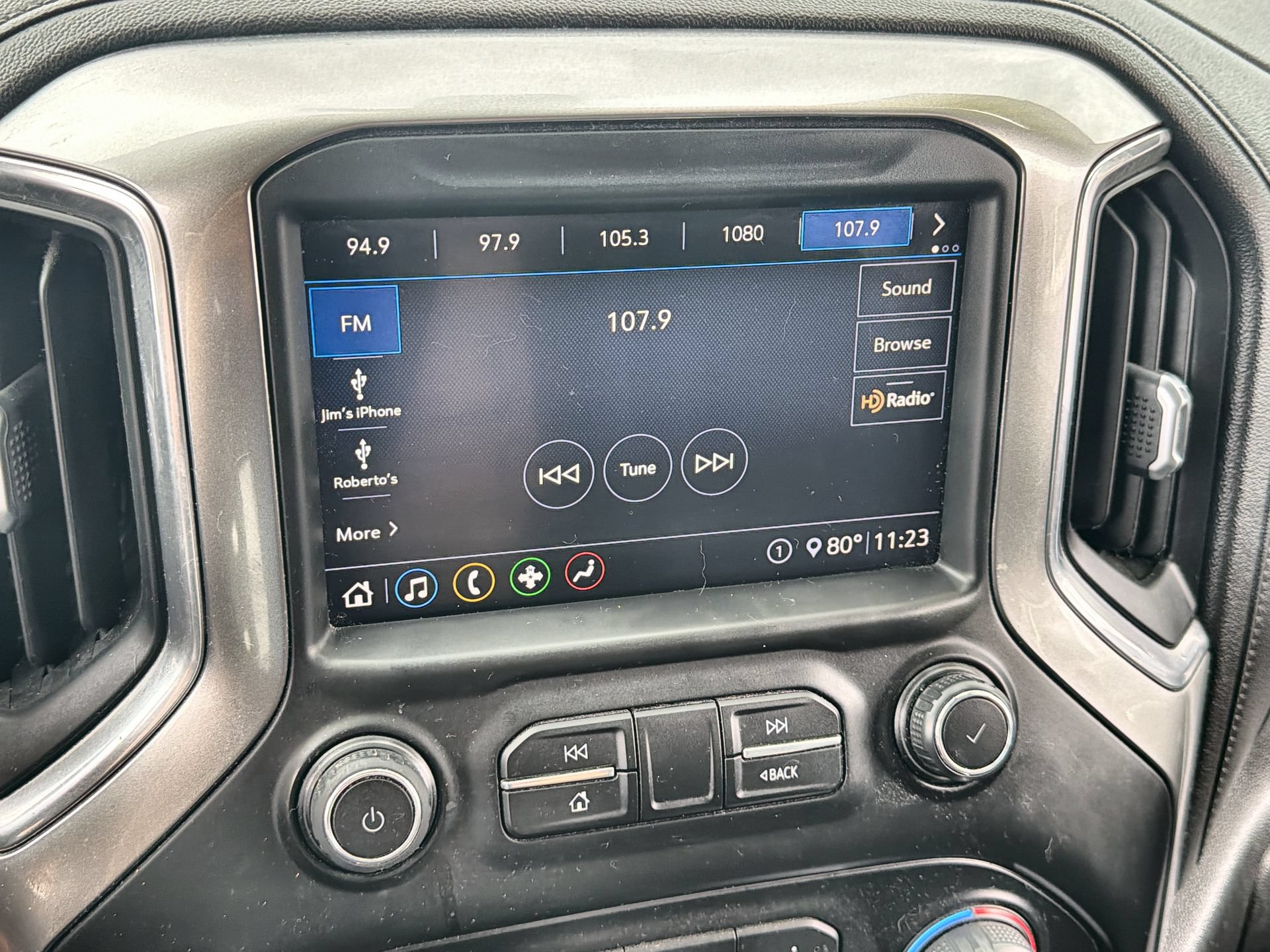 Used 2020 Chevrolet Silverado 2500 LT w/ Convenience Package AWD/4WD image 16