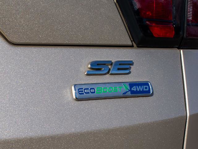 Certified 2017 Ford Escape SE image 11