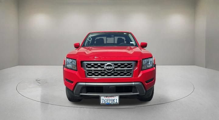 Used 2022 Nissan Frontier SV w/ Technology Package RWD image 2