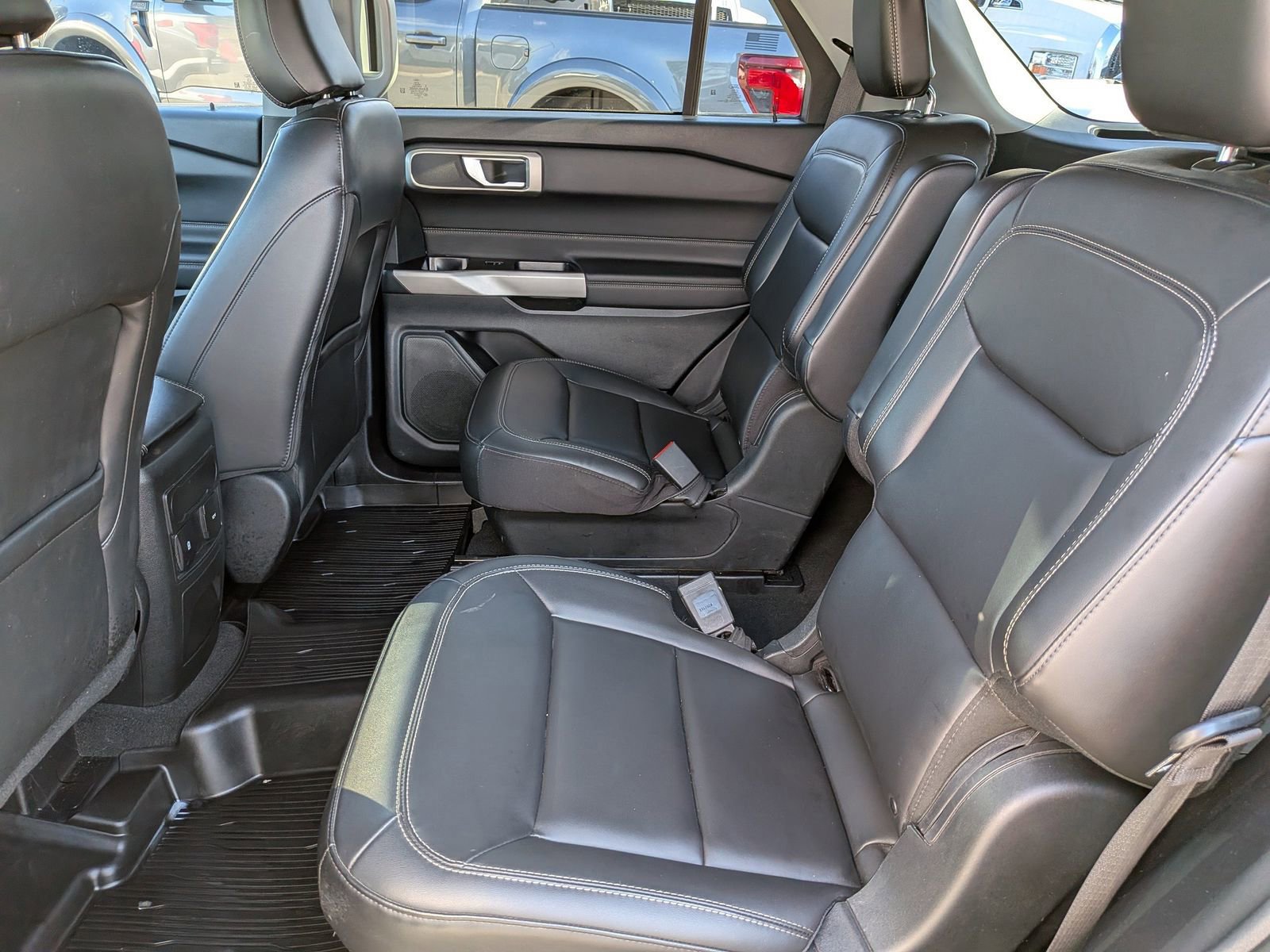 Certified 2023 Ford Explorer XLT w/ Equipment Group 202A image 16