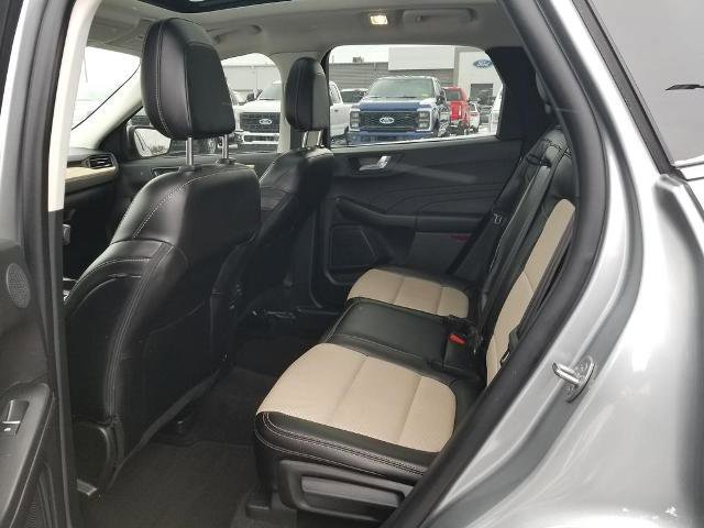 Certified 2022 Ford Escape Titanium w/ Titanium Elite Package image 16