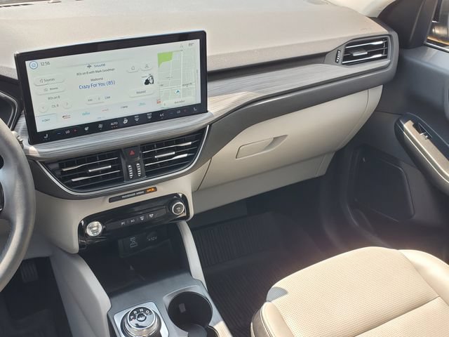 Certified 2023 Ford Escape Platinum FWD image 34
