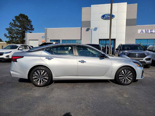 Used 2024 Nissan Altima 2.5 SV image 6
