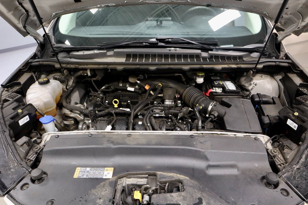 Certified 2021 Ford Edge SE image 16