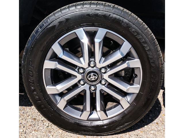 Used 2025 Toyota 4Runner Limited AWD/4WD image 7
