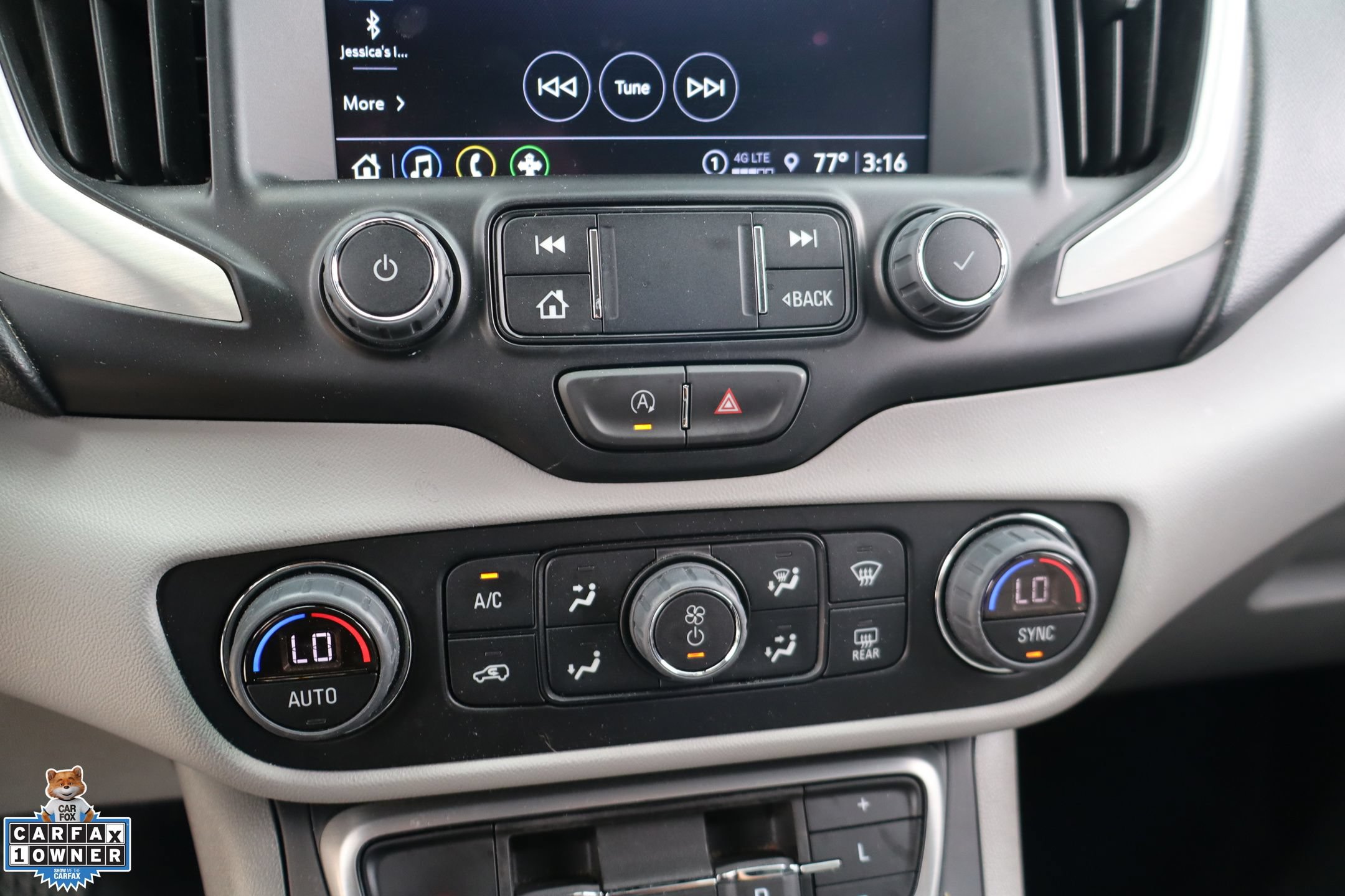 Used 2024 GMC Terrain SLT FWD image 20