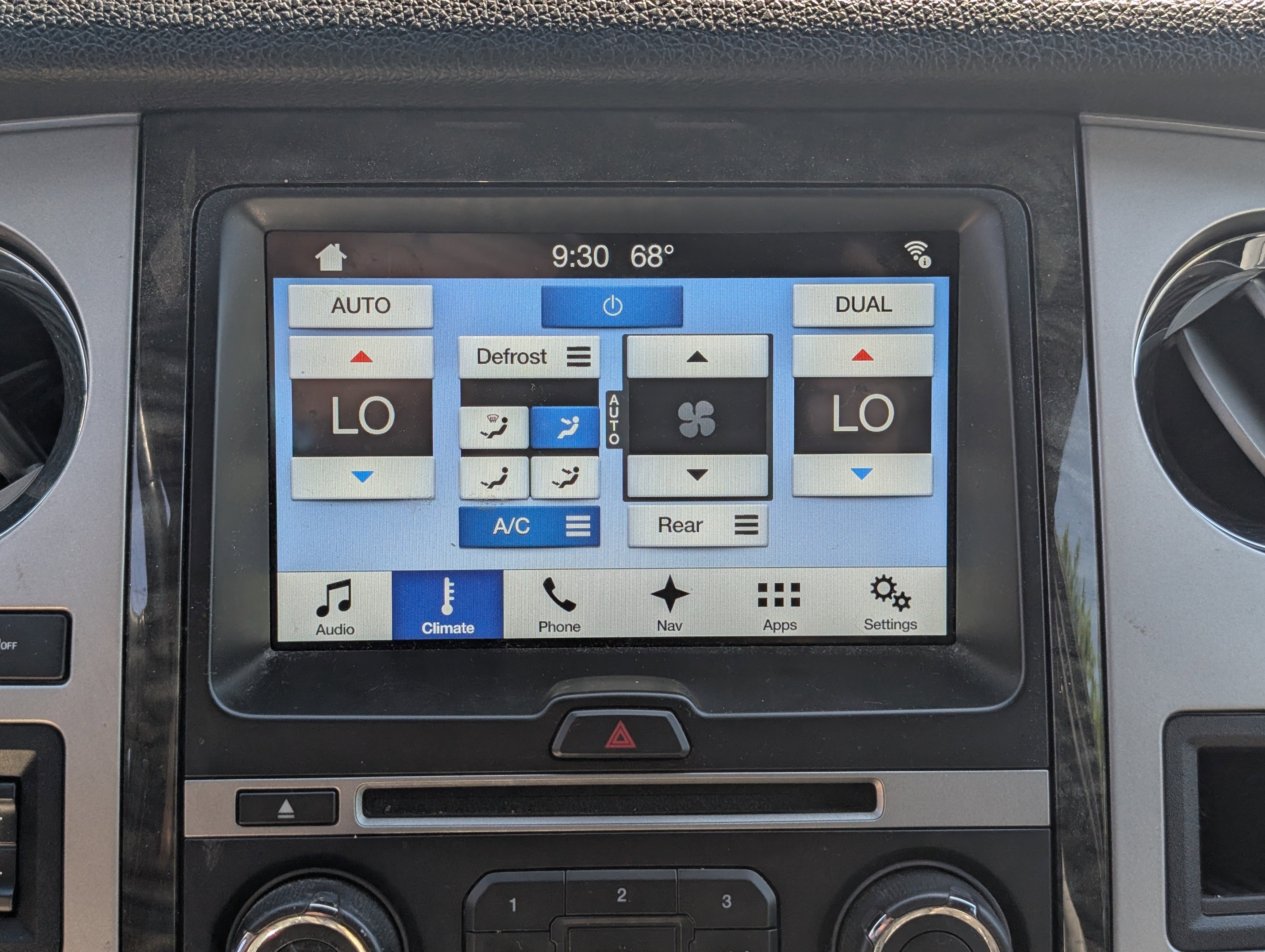 Certified 2017 Ford Expedition Limited AWD/4WD image 33