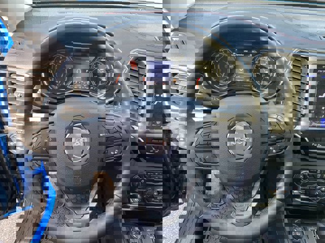 Used 2019 Jeep Cherokee Trailhawk image 14