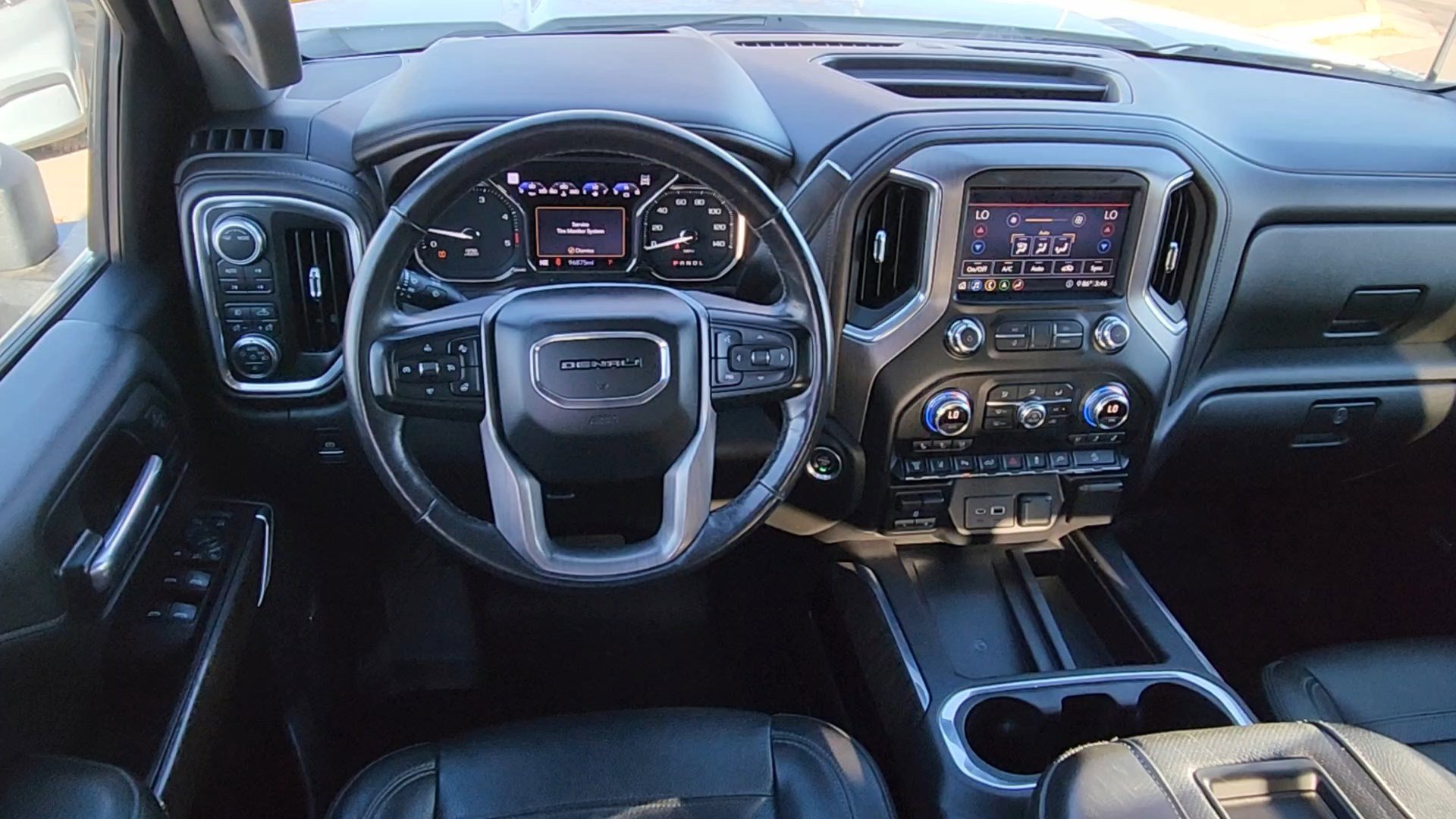 Used 2020 GMC Sierra 3500 Denali w/ Denali Ultimate Package image 15