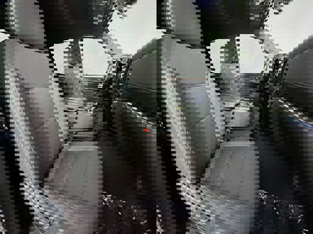 Used 2025 Chevrolet Silverado 1500 LT image 18