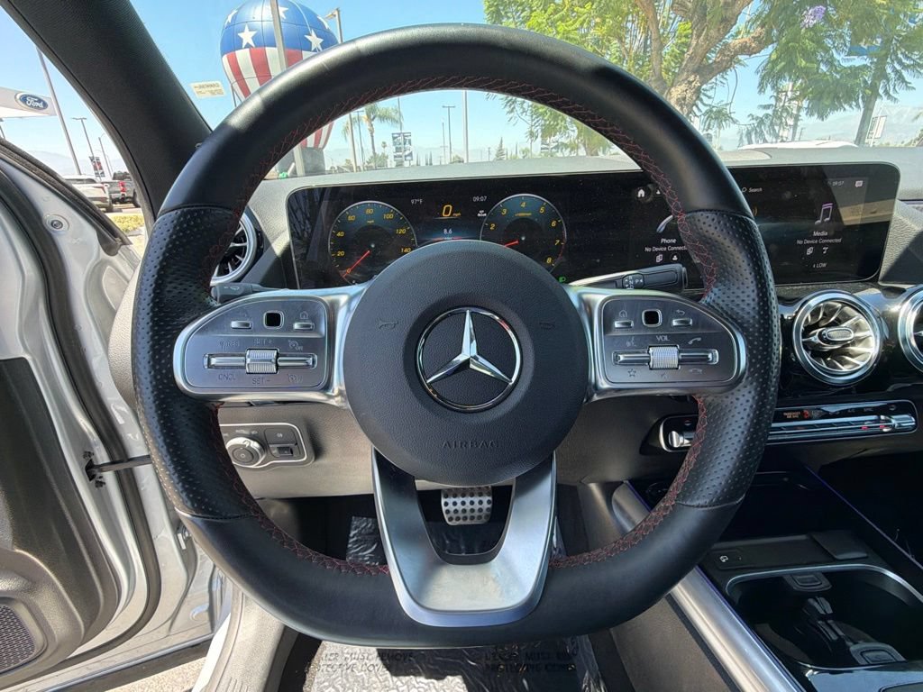 Used 2023 Mercedes-Benz GLA 250 image 26