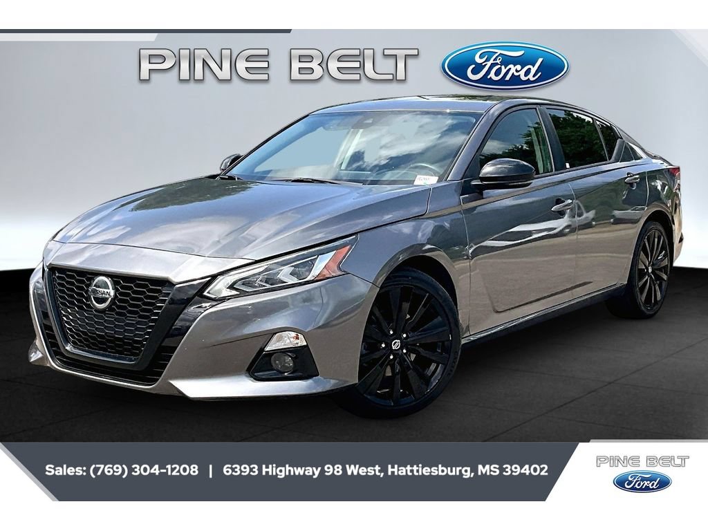 Used 2022 Nissan Altima 2.5 SR w/ Midnight Edition Package FWD image 10