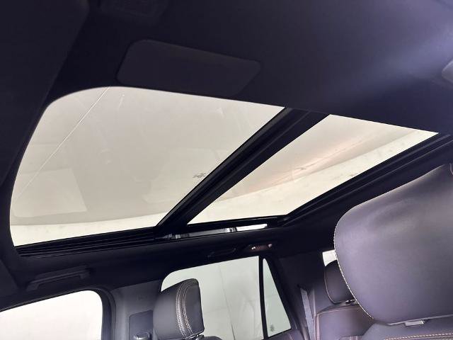 Certified 2024 Ford Expedition Max Platinum RWD image 11