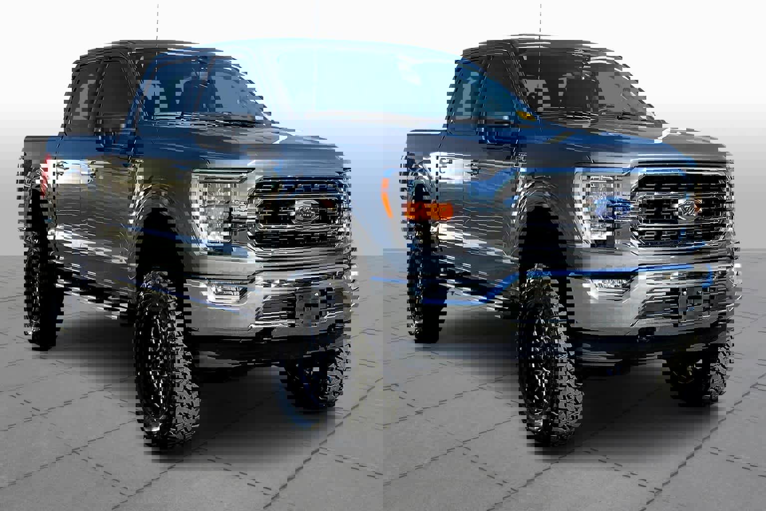 Certified 2023 Ford F150 XLT w/ Equipment Group 302A High image 5