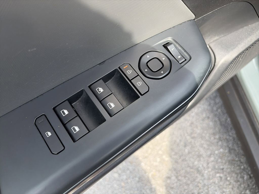 Used 2025 Kia K4 FWD image 19