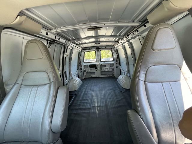 Used 2021 Chevrolet Express 2500 w/ Driver Convenience Package RWD image 23
