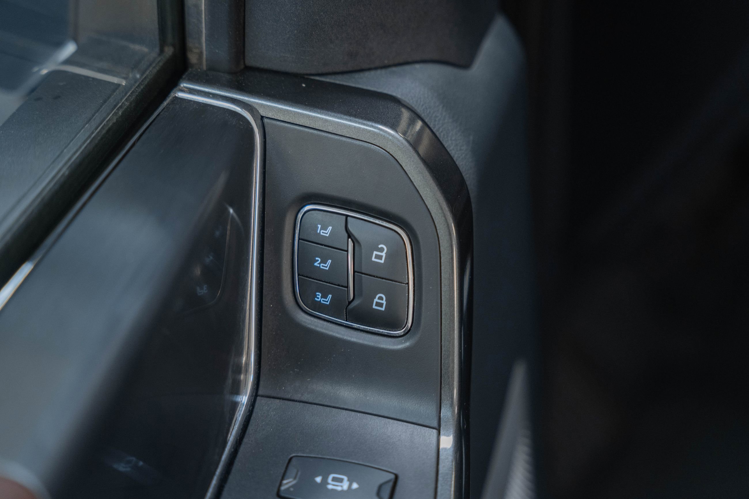 Certified 2021 Ford F150 Lariat w/ Equipment Group 502A High image 50