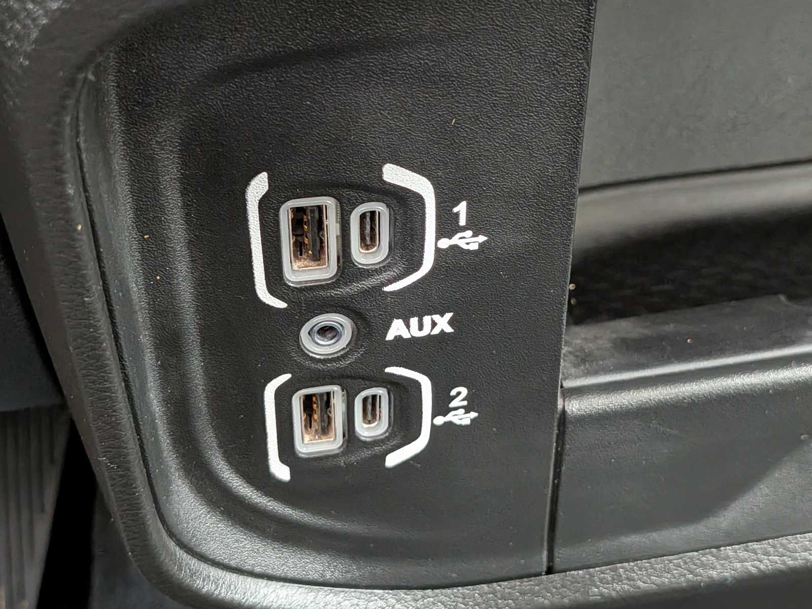 Used 2023 RAM 3500 Laramie AWD/4WD image 24