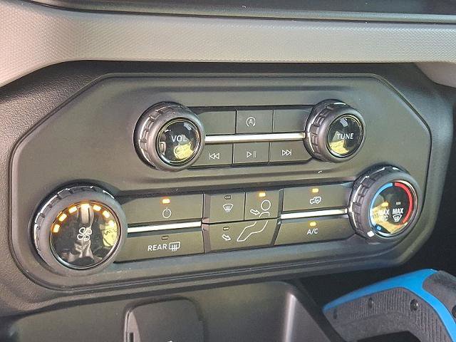 Certified 2022 Ford Bronco Black Diamond image 20