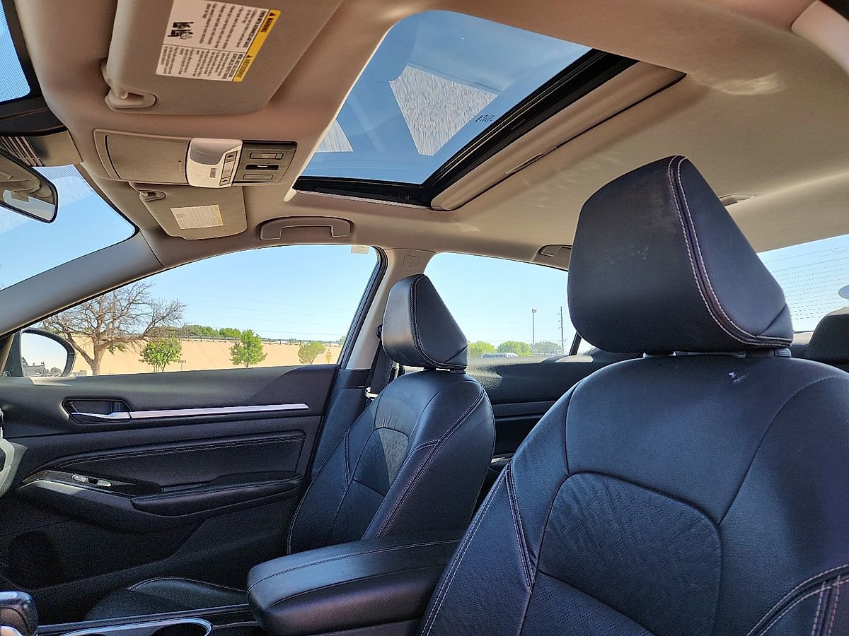 Used 2023 Nissan Altima 2.5 SL FWD image 7