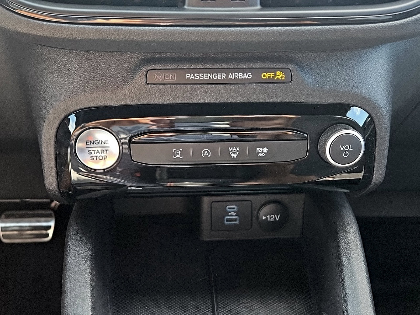 Certified 2023 Ford Escape ST-Line w/ Tech Pack #1 AWD/4WD image 19